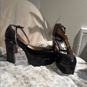 Valentino tango platform heel, 39